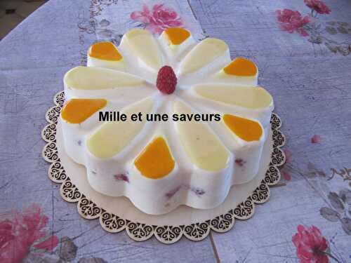 Entremet jaune orange, framboise