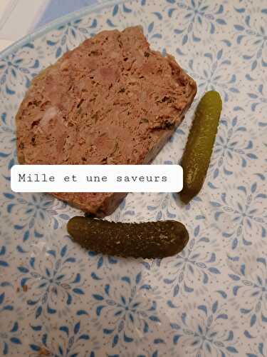 Pâtés individuels avec foie de volaille confit