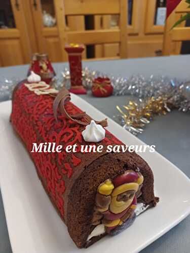 Bûche forêt noire avec son tapis relief