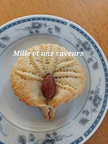 Petit coquillage noix et amandes