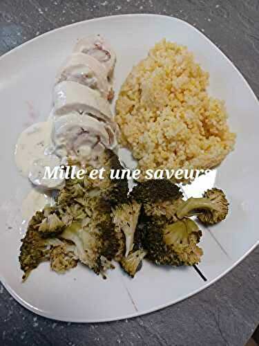 Ballotine de poulet, sauce gorgonzola