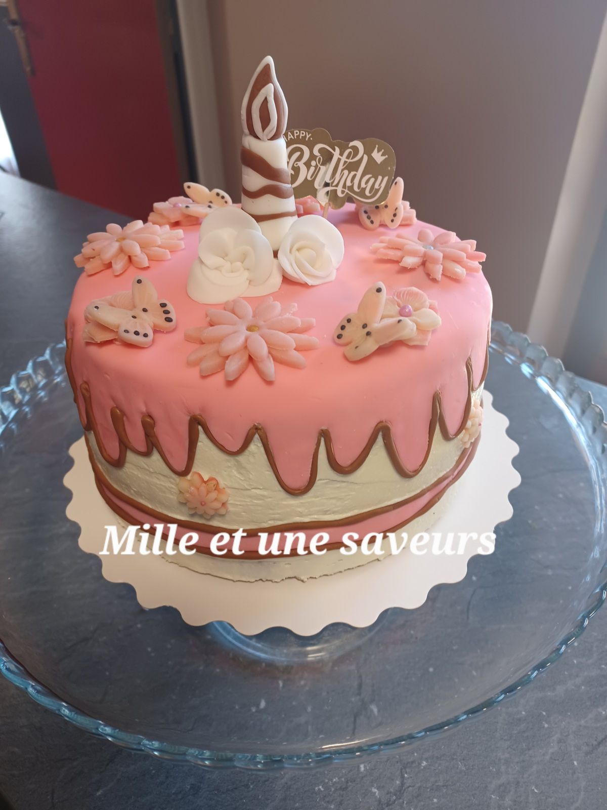 Cartoon cake, ganache inspiration fraise, crème pâtissière cassis