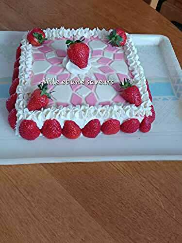 Entremet amande et son insert figue, framboise