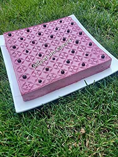 Royal à la mousse de cassis