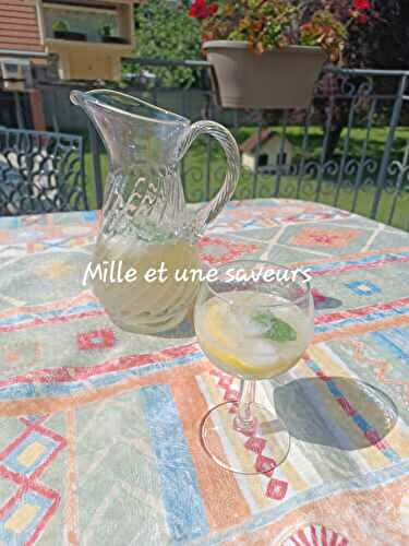 Boisson citron et eau de fleurs d'oranger