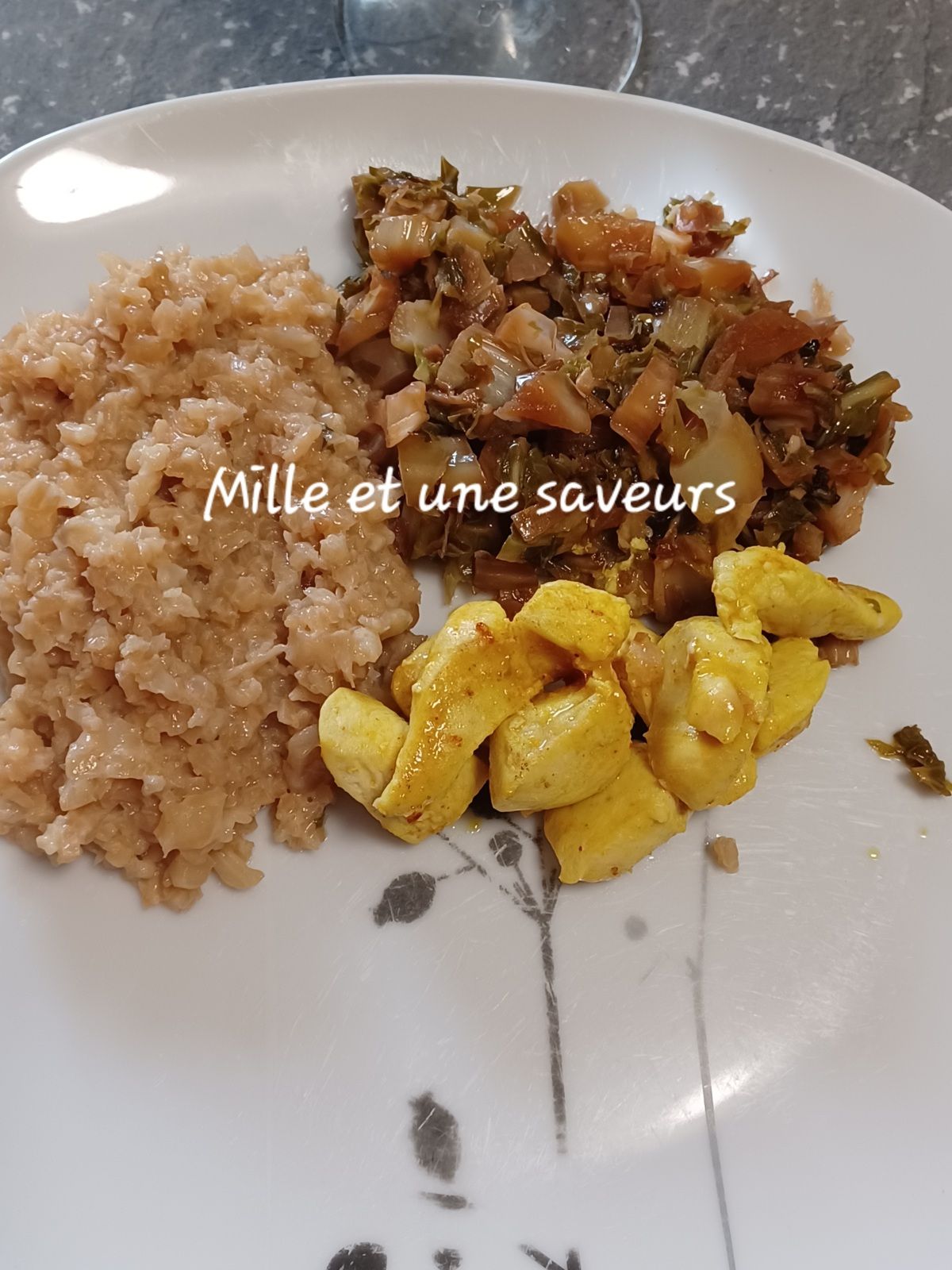 Risotto de chou fleur (sans riz) et ses fanes en brèdes 