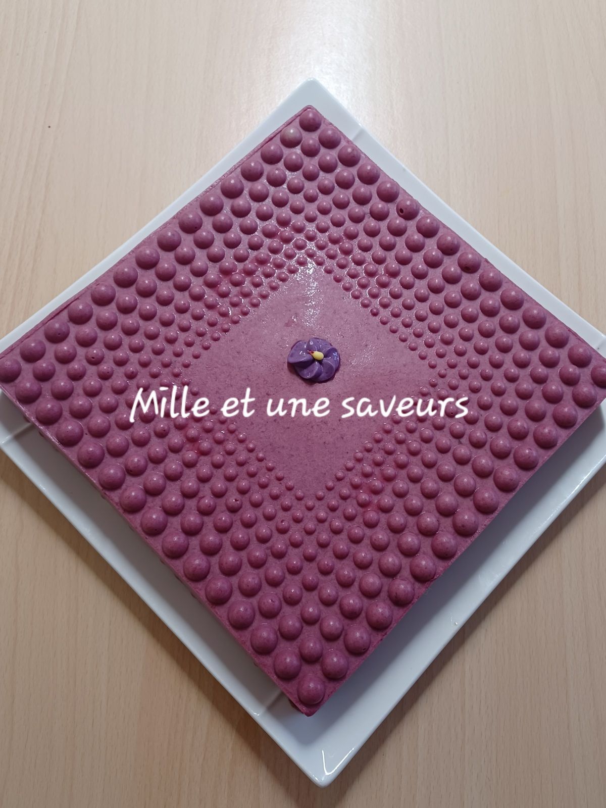 Entremet pêche de vigne