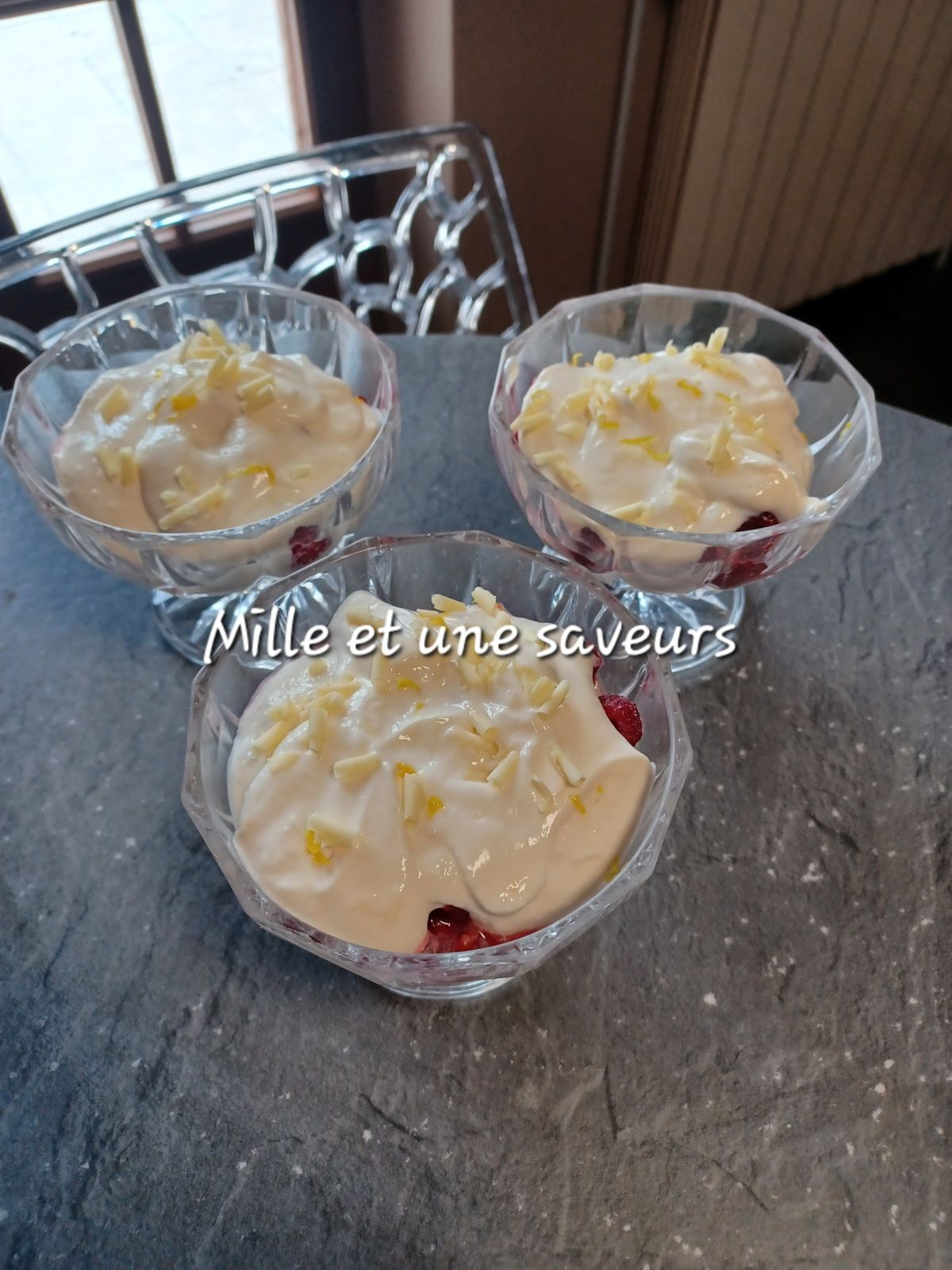 Verrine framboise, crème de coco et spéculoos 