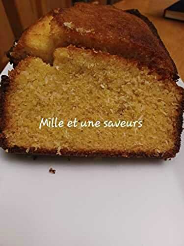 Cake à la semoule, noix de coco, orange/rhubarbe 