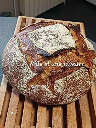 Pain levain cuisson en cocotte départ en four froid