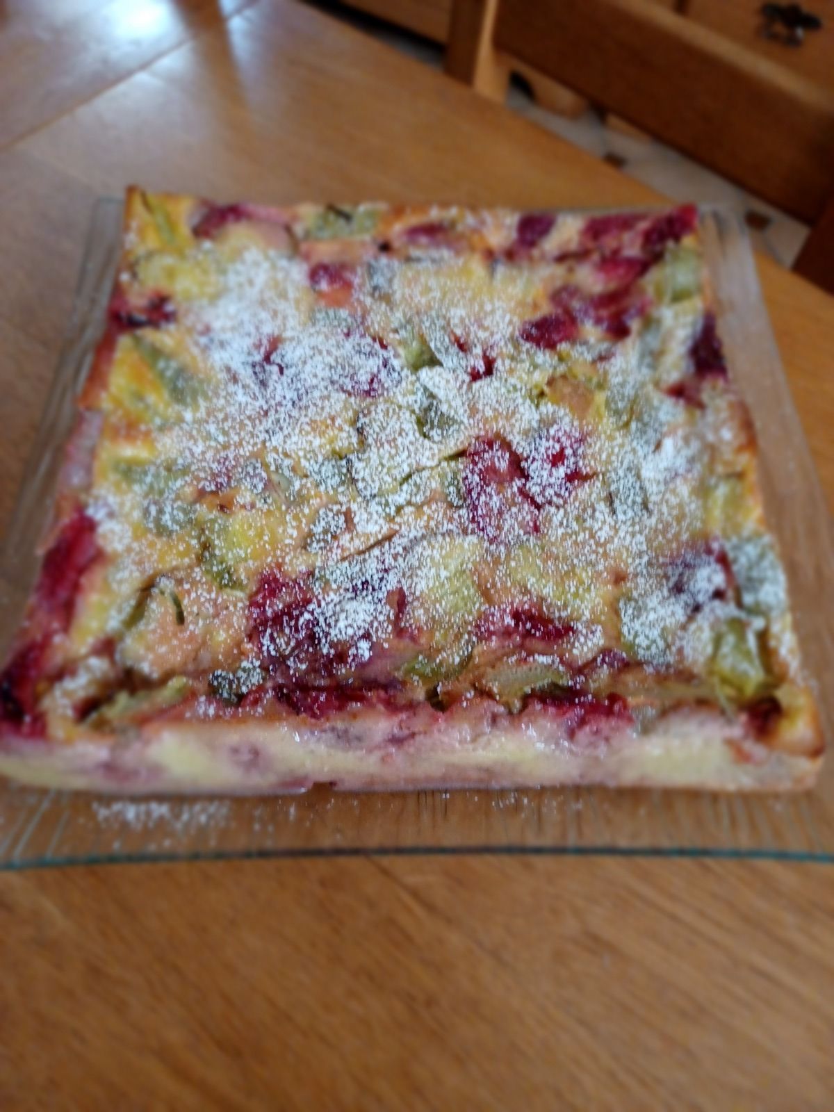 Clafoutis fraise et rhubarbe