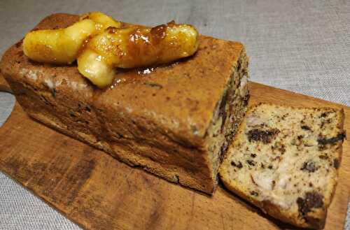 Gâteau à la noix de coco, banane et chocolat