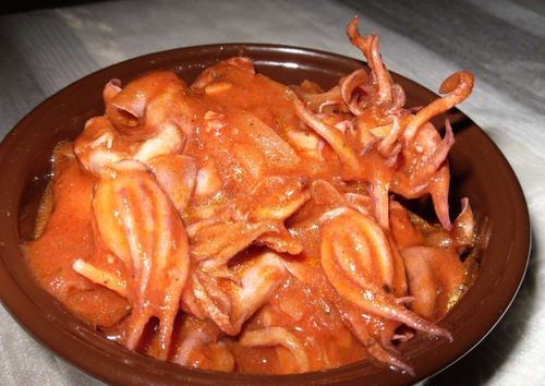 Calamars sauce tomate piquante