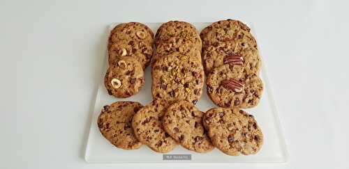 Cookies aux pépites de chocolat, éclats de pistaches, noisettes et noix de pécan