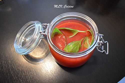 Passata di pomodoro (coulis de tomates)