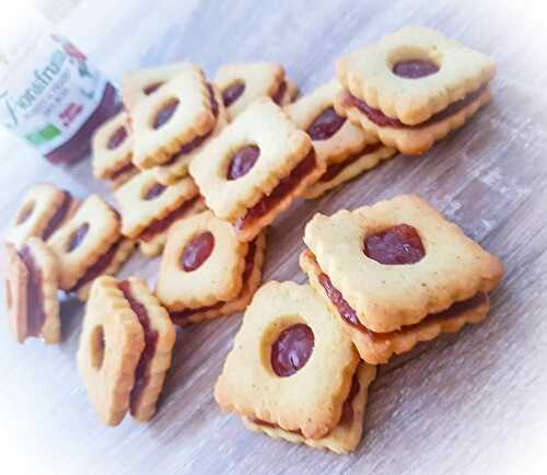 Biscuits sans gluten fourrés à la confiture