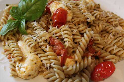 Pâtes aux pesto et tomates cerises