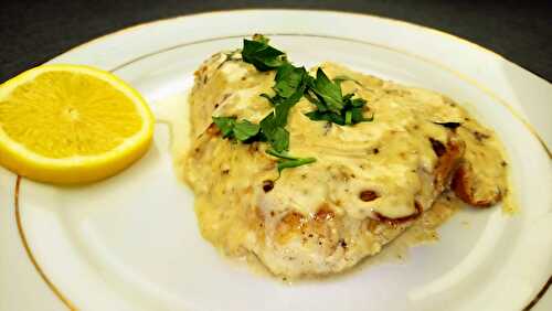 Filet de Loup de mer au Romarin et Sauce citron