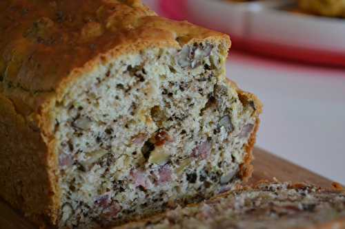 Cake aux lardons et aux noix