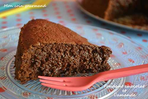 Fondant au chocolat et à l'amande au blanc d'œuf