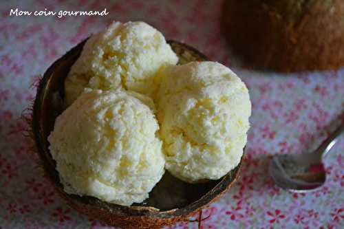 Glace à la noix de coco sans sorbetière