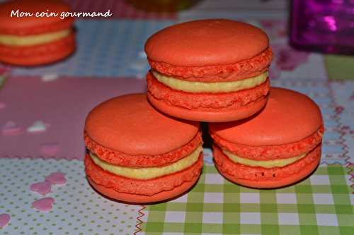 Macarons à la pêche vanillée