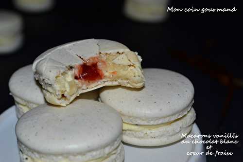 Macarons vanillés "chocolat blanc-coeur de fraise"