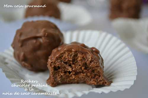 Rochers "chocolat-praliné" à la coco caramélisée