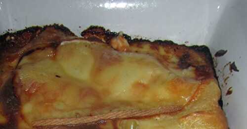 Lasagnes au fromage à raclette et à la tomate
