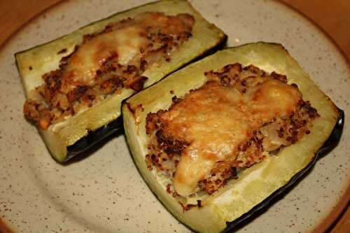 Courgette farcie quinoa, millet & chèvre (végétarien)