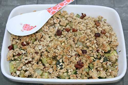 Crumble de courgettes et fenouil aux flocons d’avoine et aux noisettes