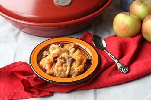 Et si le dessert de l’automne nous faisait voyager ? Je vous présente le tajine aux fruits et au légume d’automne (pommes, coings, butternut) (vegan-isable)