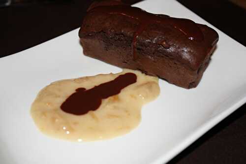 Fondant chocolat amandin au lait d'avoine, abricots secs et cardamome