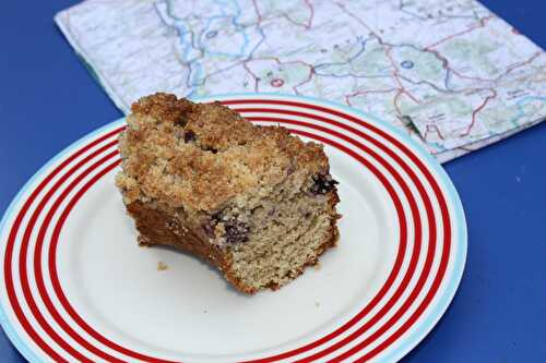 Gâteau aux mûres avec son « topping » croustillant