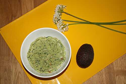 Guacamole à l’ail des ours