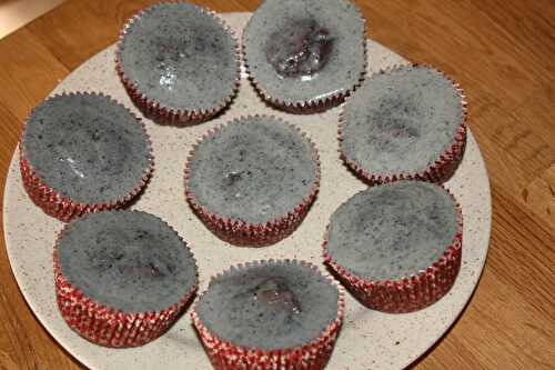 Les muffins "béton" (à la purée de sésame noir)