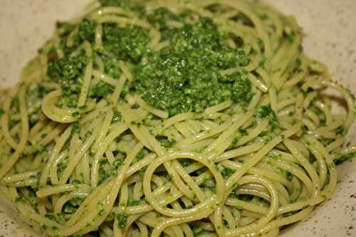 Spaghettis au pesto de persil