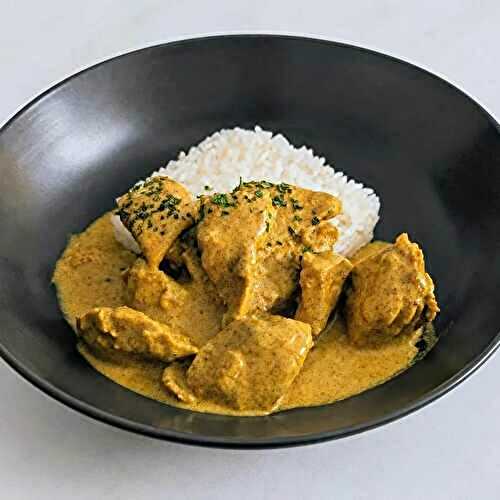 Recette poulet au curry et lait de coco : un classique version express