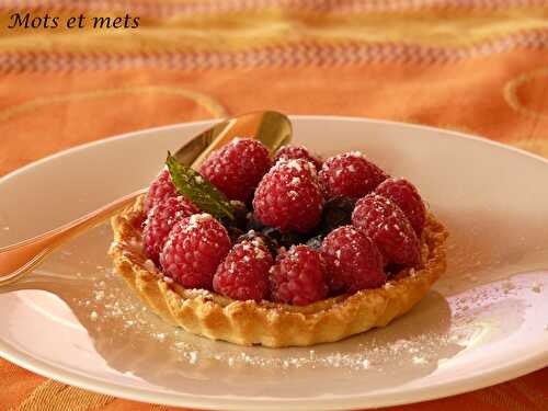 Tartelettes aux fruits rouges et au muscat