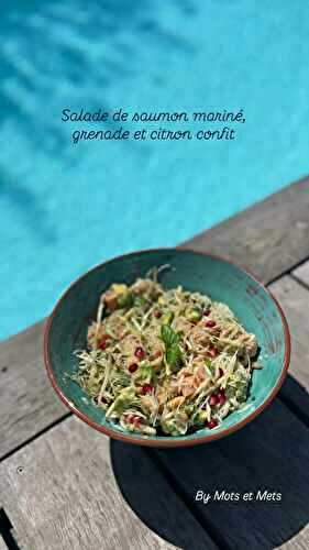 Salade au saumon mariné, citron confit et grenade