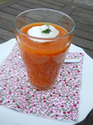 Soupe froide de carottes au thym