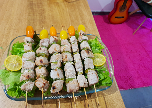 Brochettes de thon citronné et aux poivrons