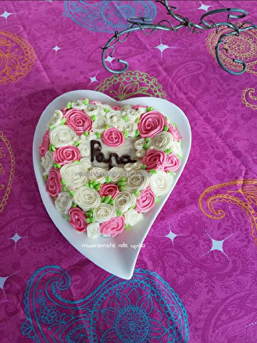 Gâteau coeur fleuri