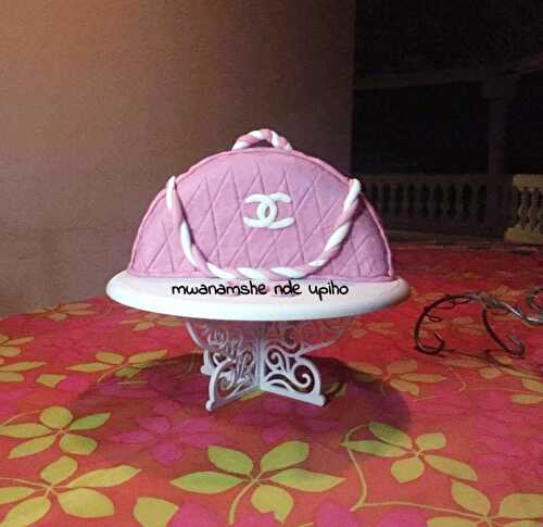 Gâteau sac Chanel