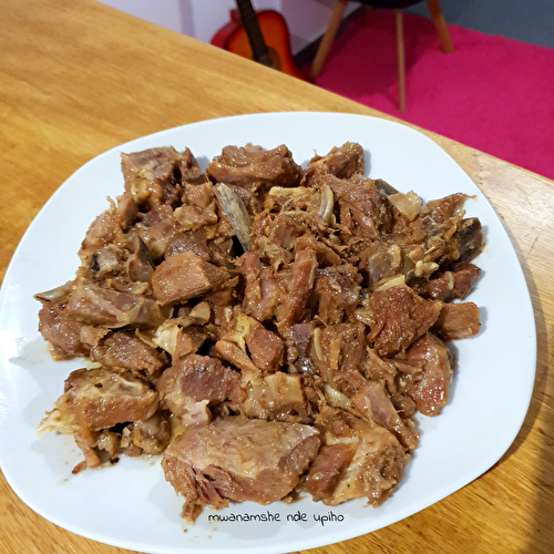 La viande cuite en "Ntibé"