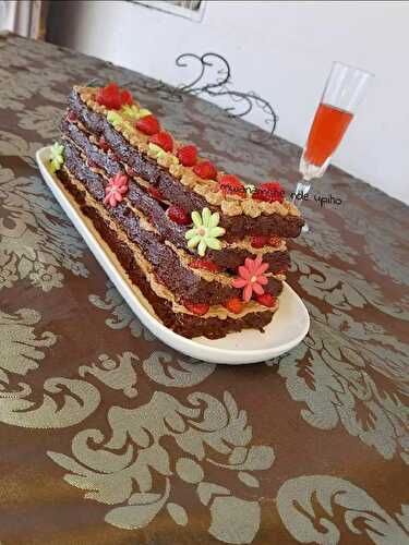 Layer cake choco café fraises