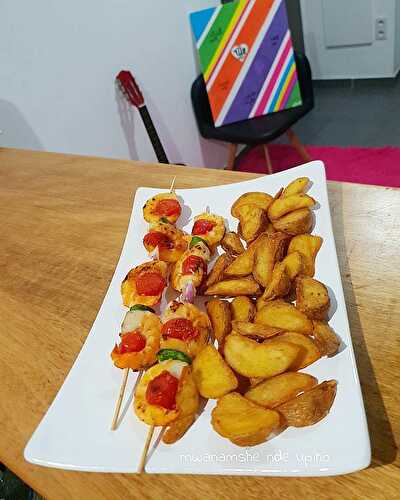 Potatoes et brochettes de crevettes