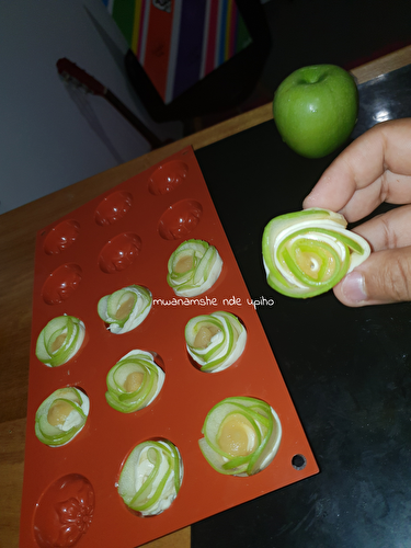 Roses feuilletées aux pommes