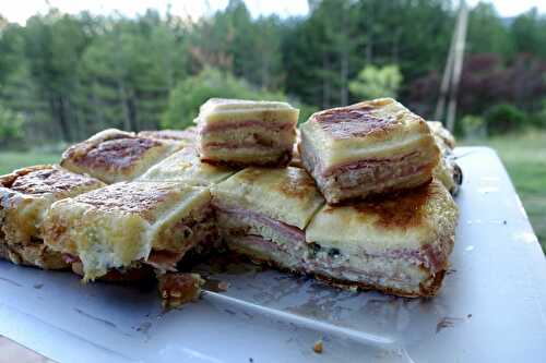 Croque géant jambon et roquefort