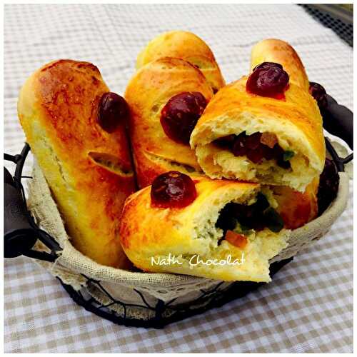 Pain au lait aux fruits confits